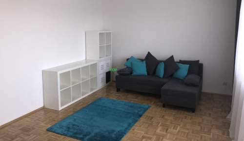 Dwa pokoje z oddzielną kuchnią, po remoncie