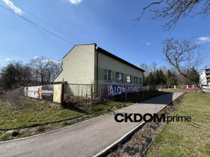 Obiekt usługowo-produkcyjny z mieszkaniem, Starach