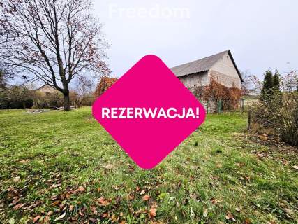 Dom w Szyszczycach z dużym ogrodem