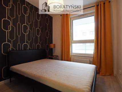 Atrakcyjne 2 pokojowe, balkon, winda.