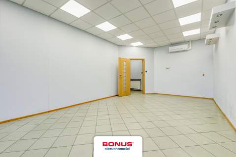 Duży lokal usługowy w ścisłym centrum Legionowa
