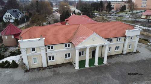 Pałac Łazienkowski centrum Staszowa
