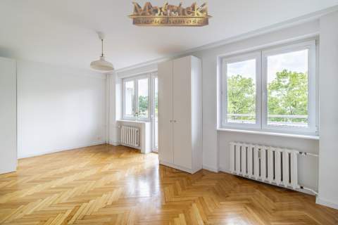 Wynajem 30m winda, balkon ul Matejki przy Sejmie