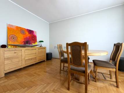 Duży dom z dwoma wejściami 240 m garaż