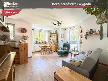 Wysoki Standard Pełne wyposażenie Duży balkon 