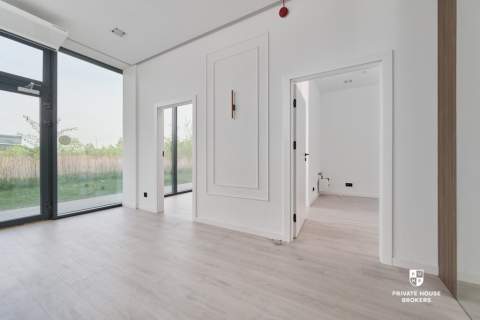 Lokal 89m2 z witryną - MINIMAXY obok Lotniska