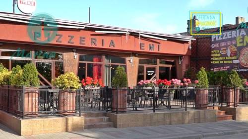 Wyposażona restauracja nad morzem
