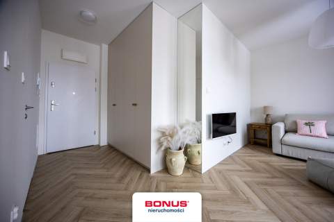 Kawalerka w Apartamentowcu Stan Idealny