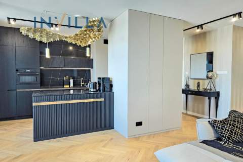Unikatowy apartament z tarasem i widokiem na morze