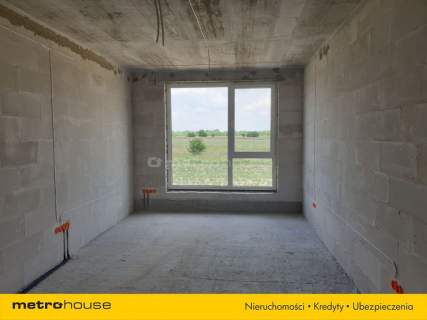 Niebanalny bliźniak w enklawie ciszy i spokoju