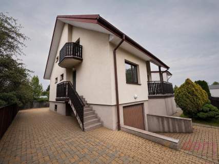 Baranówek -dom z funkcją mieszkalno - biznesową.