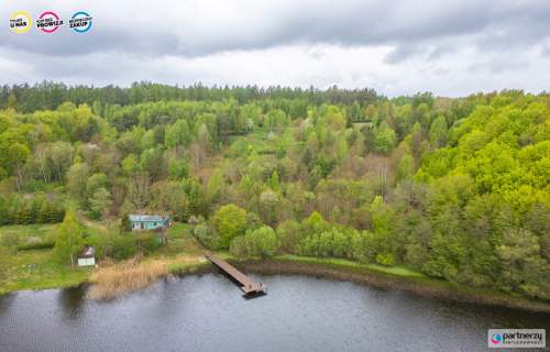 prywatny staw i las 200 m lini brzegowej