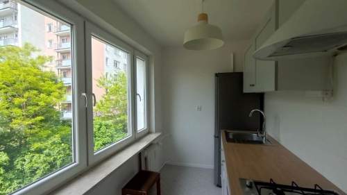 Duża kawalerka z balkonem, ul. Różana 27, Czuby