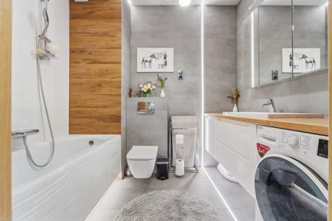 3 POKOJE BLISKO WSZYSTKIEGO 57 M2 KATOWICE WITOSA