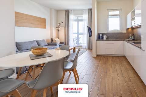 Apartament w pierwszej lini z pięknym widokiem.