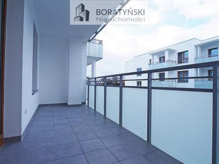 Atrakcyjne 2 pokojowe, balkon, winda.