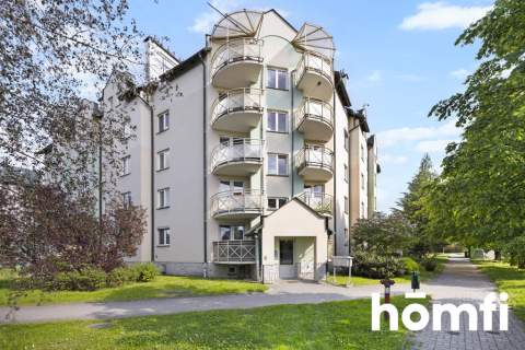 3 ODDZIELNE POKOJE 2 BALKONY 1 PIĘTRO