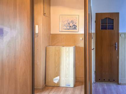 42,3 m 2 pokoje Balkon Blisko SKM