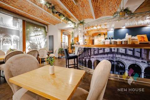 Znana restauracja w doskonałym miejscu