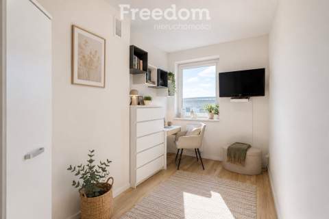 5 pokoi dwupoziomowe komórka balkon