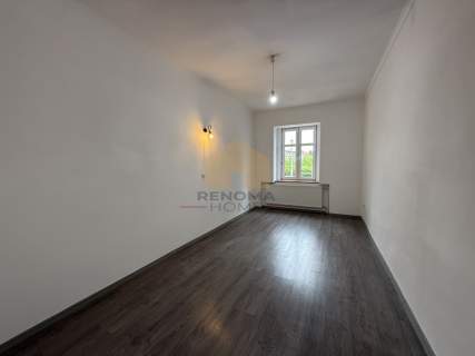 88m2 / Parter/Piękna kamienica ogródek z altaną