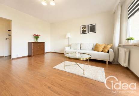 Osiedle Zawadzkiego, 47m2, 1/2 pokoje,balkon,winda