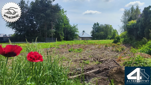 Na sprzedaż działka w bardzo dobrej lokalizacji.