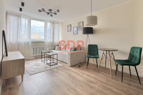przytulne 2 pokoje widok na Sky Tower pierwszy najem