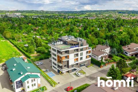 Lokal w nowoczesnym budynku z salą konferencyjną