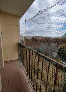 Do remontu, 3 pokoje, balkon, piwnica