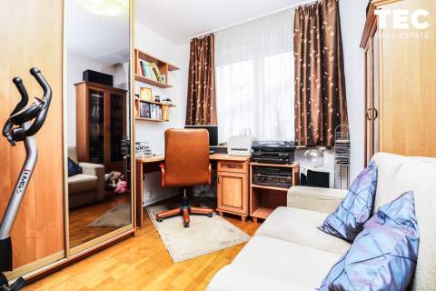 Dwupoziomowe mieszkanie z garażem i piwnicą