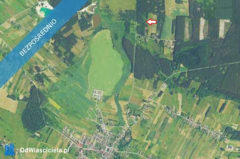25 km od Kielc, uzbrojona, w otoczeniu lasów
