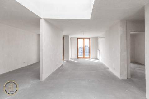 Przestronny apartament w centrum miasta