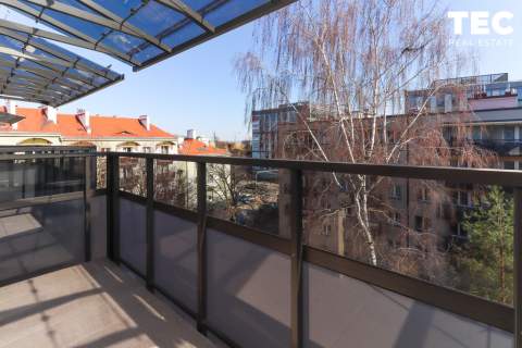 Kawalerka w świetnej lokalizacji balkon