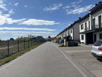 V ETAP, DWUPOZIOMOWY, BEZCZYNSZOWY Z OGRÓDKIEM