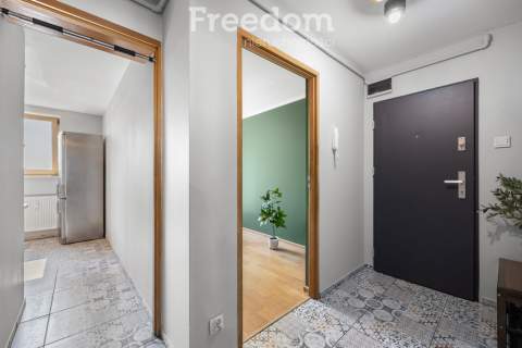 2 pokoje 37,2 m Balkon 2 piwnice Centrum
