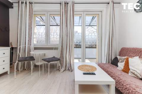 Kawalerka w świetnej lokalizacji balkon