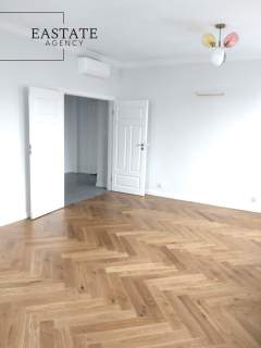 Biuro 82m2 po remoncie przy Placu Konstytucji 