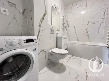 Mieszkanie 40 mkw balkon Metro 20m