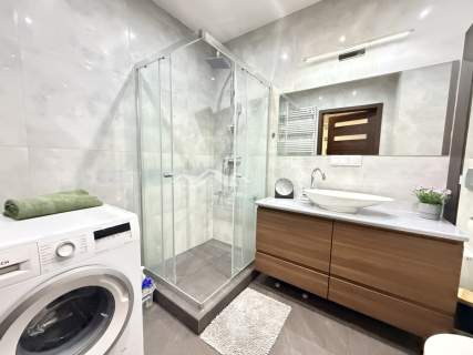 Nowe budownictwo/balkon/oddzielna sypialnia