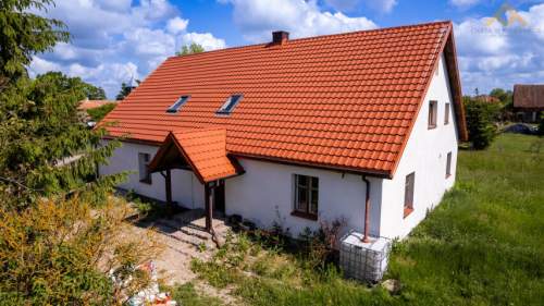 Przestronny dom z nowym dachem i instalacjami Działka 7200 m2,...