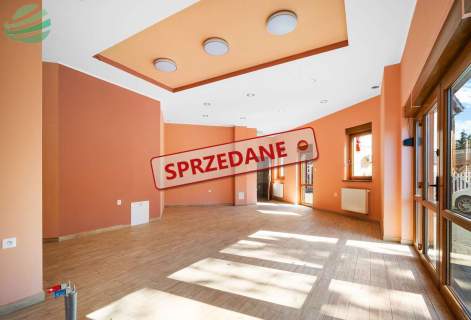 Dom apartamentowy w Darłowie z funkcją usługową na