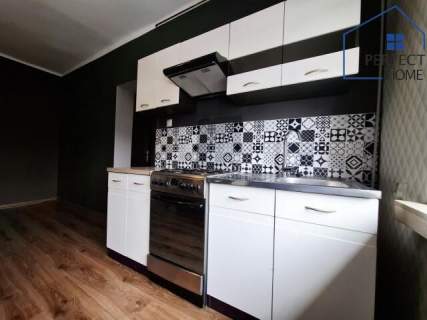 Zadbane Mieszkanie z niskim czynszem , 2 Pokoje , Wysoki Parter