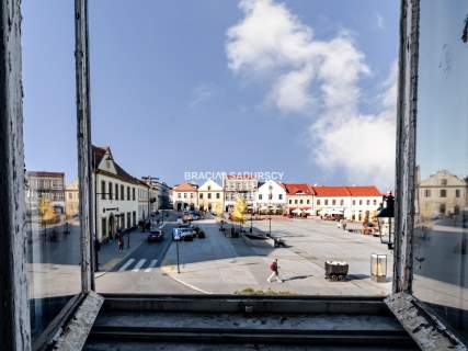 Kamienica w centrum Bochnii z ogrodem i parkingiem