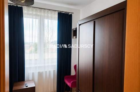 2 pok 40,5m2 widok na Wawel/ Podgórze