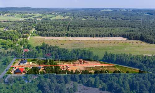 Pierwszy z czternastu nowych domów w Biskupicach