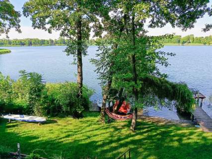 Ostatnie trzy tygodnie na rynku Z własną plażą i pomostem