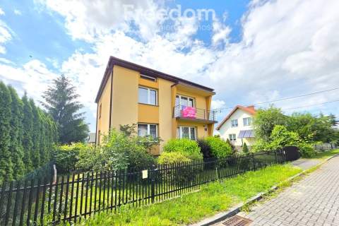 Dom 120 m2, fotowoltaika, garaż, 5 pokoi