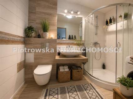 Nieruchomość komercyjna na sprzedaż, 165 m2, Zduńska Wola