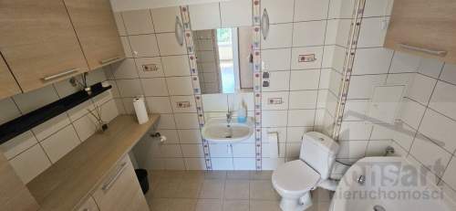 Dwa pokoje na wynajem, wysoki parter
